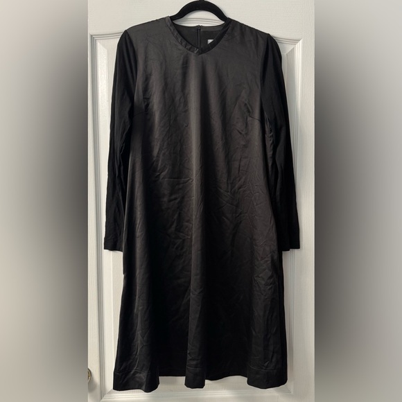 SHORT TARA DRESS By Tess - Picture 4 of 13